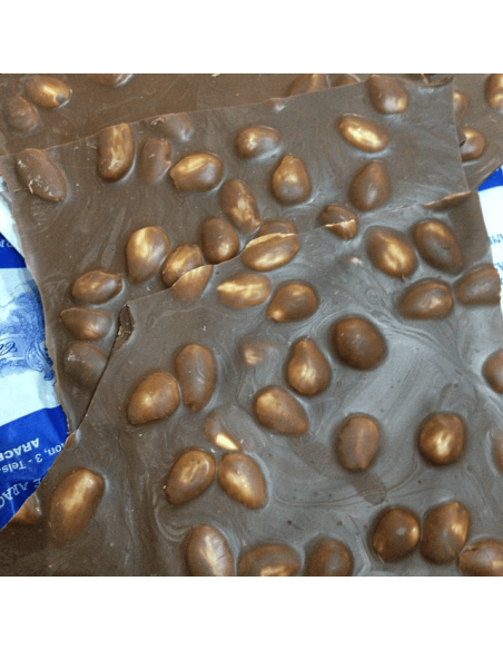 Chocolate con almendras